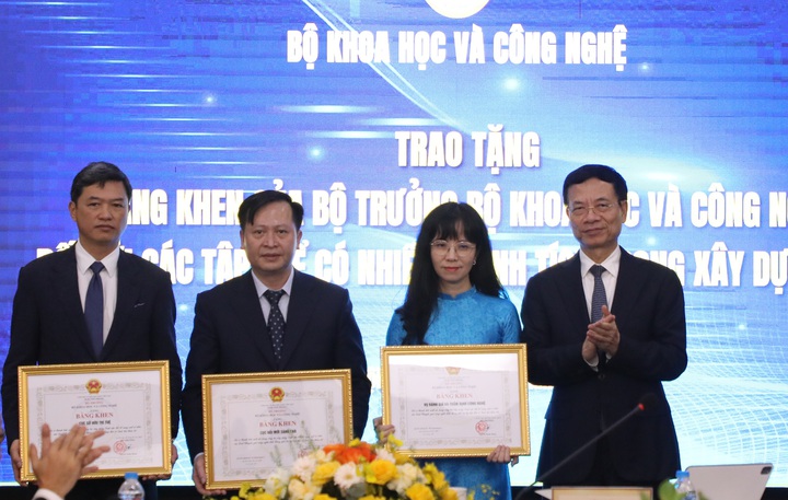 Khối Đổi mới sáng tạo: Lấy “toàn dân - hệ sinh thái - số” làm trục phát triển trong giai đoạn mới- Ảnh 2. Khối Đổi mới sáng tạo: Lấy “toàn dân - hệ sinh thái - số” làm trục phát triển trong giai đoạn mới- Ảnh 2.