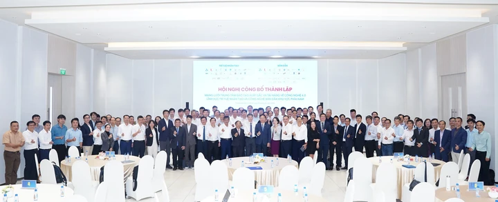 Công bố mạng lưới trung tâm đào tạo xuất sắc và tài năng về AI và bán dẫn- Ảnh 2. Công bố mạng lưới trung tâm đào tạo xuất sắc và tài năng về AI và bán dẫn- Ảnh 2.