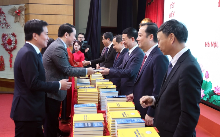 Bộ trưởng Nguyễn Mạnh Hùng: Ngành KH&CN phải đi trước, đi cùng và dẫn dắt- Ảnh 2.