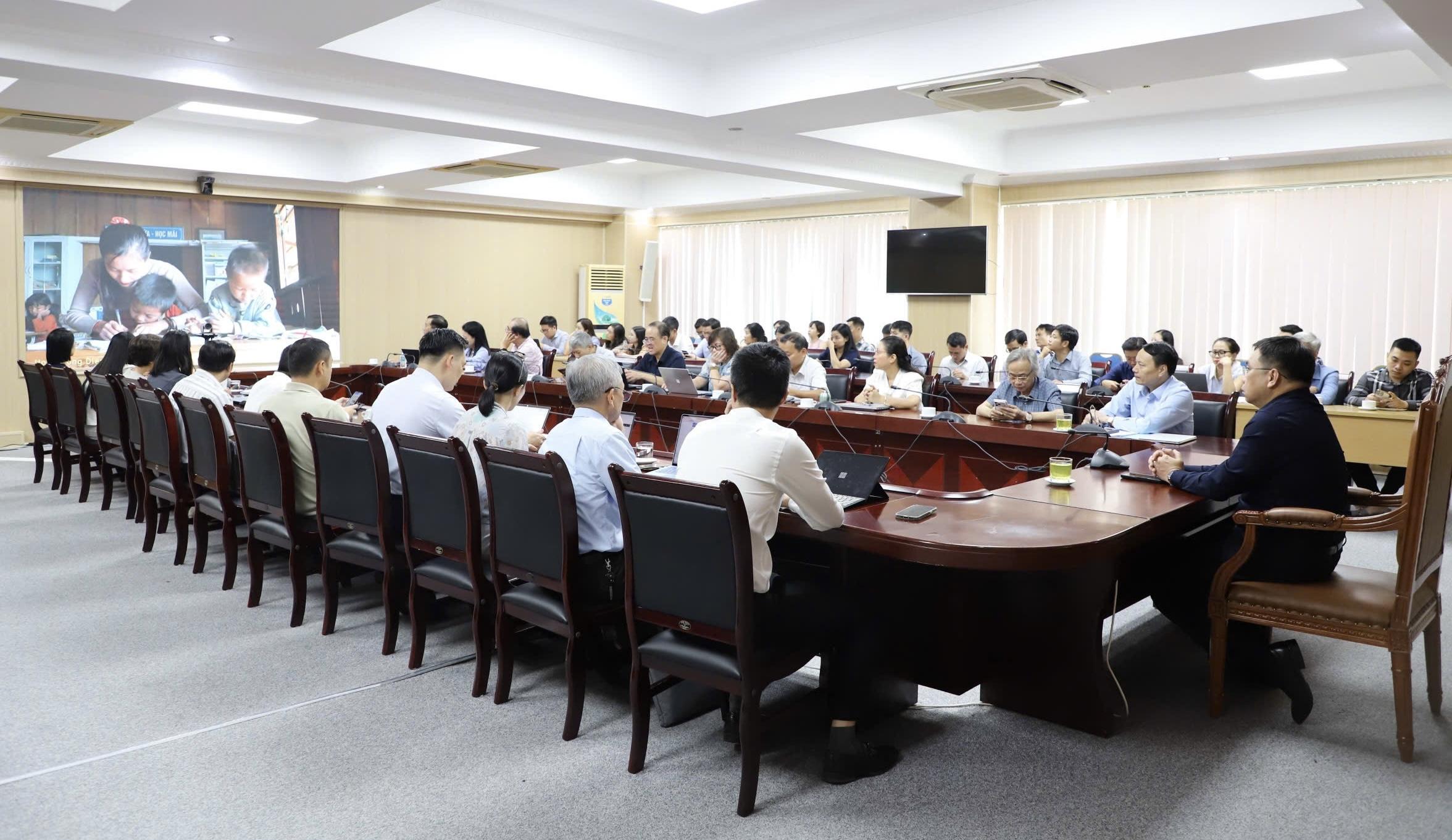 Đảng ủy Bộ Khoa học và Công nghệ học tập, quán triệt các Nghị quyết, Chỉ thị của Bộ Chính trị- Ảnh 3.