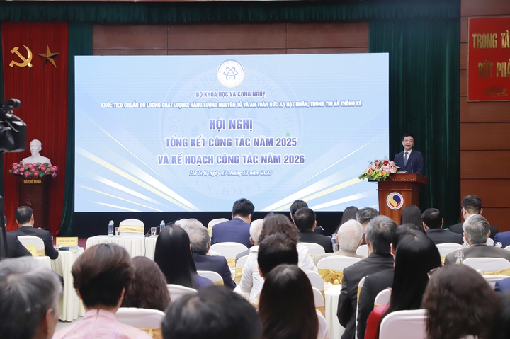 Bộ trưởng Nguyễn Mạnh Hùng: Dữ liệu, tiêu chuẩn và an toàn hạt nhân là nền móng cho phát triển KH&CN- Ảnh 1. Bộ trưởng Nguyễn Mạnh Hùng: Dữ liệu, tiêu chuẩn và an toàn hạt nhân là nền móng cho phát triển KH&CN- Ảnh 1.