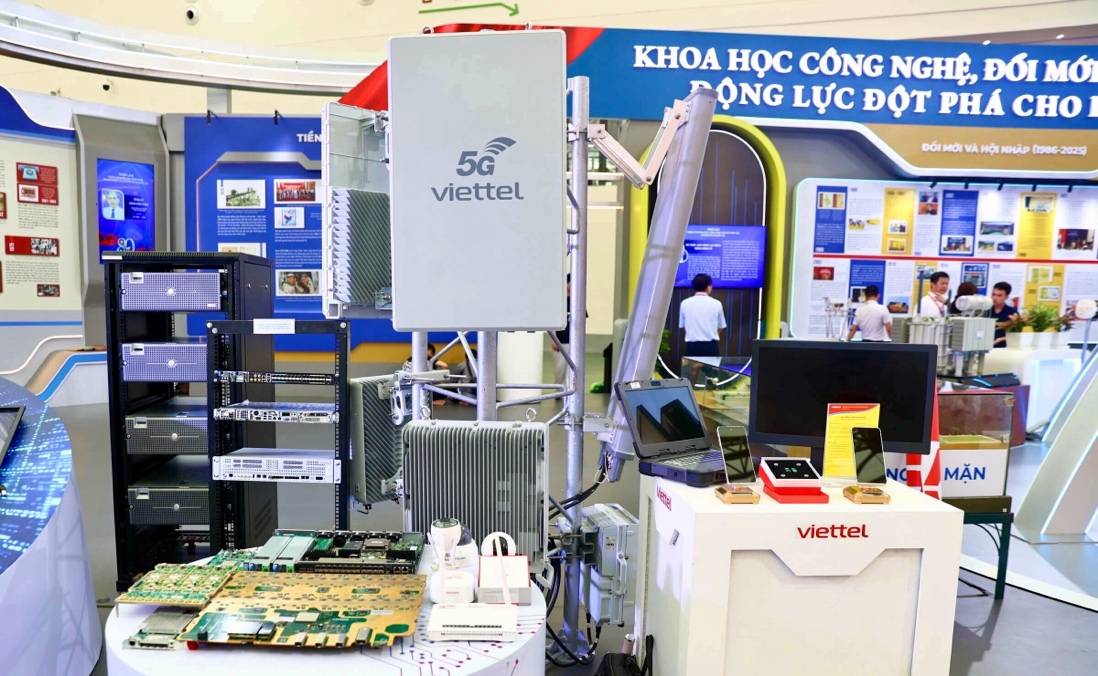 Robot, máy bay không người lái "Make in Viet Nam" gây ấn tượng tại triển lãm của Bộ Khoa học và Công nghệ- Ảnh 8.