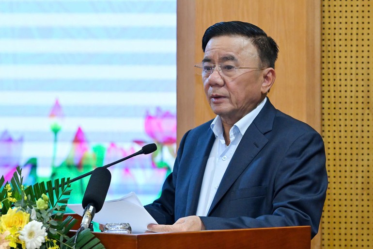 Thường trực Ban Bí thư Trần Cẩm Tú đánh giá cao và biểu dương thành tích, kết quả của Ban Chỉ đạo 35 các cấp đã đạt được.