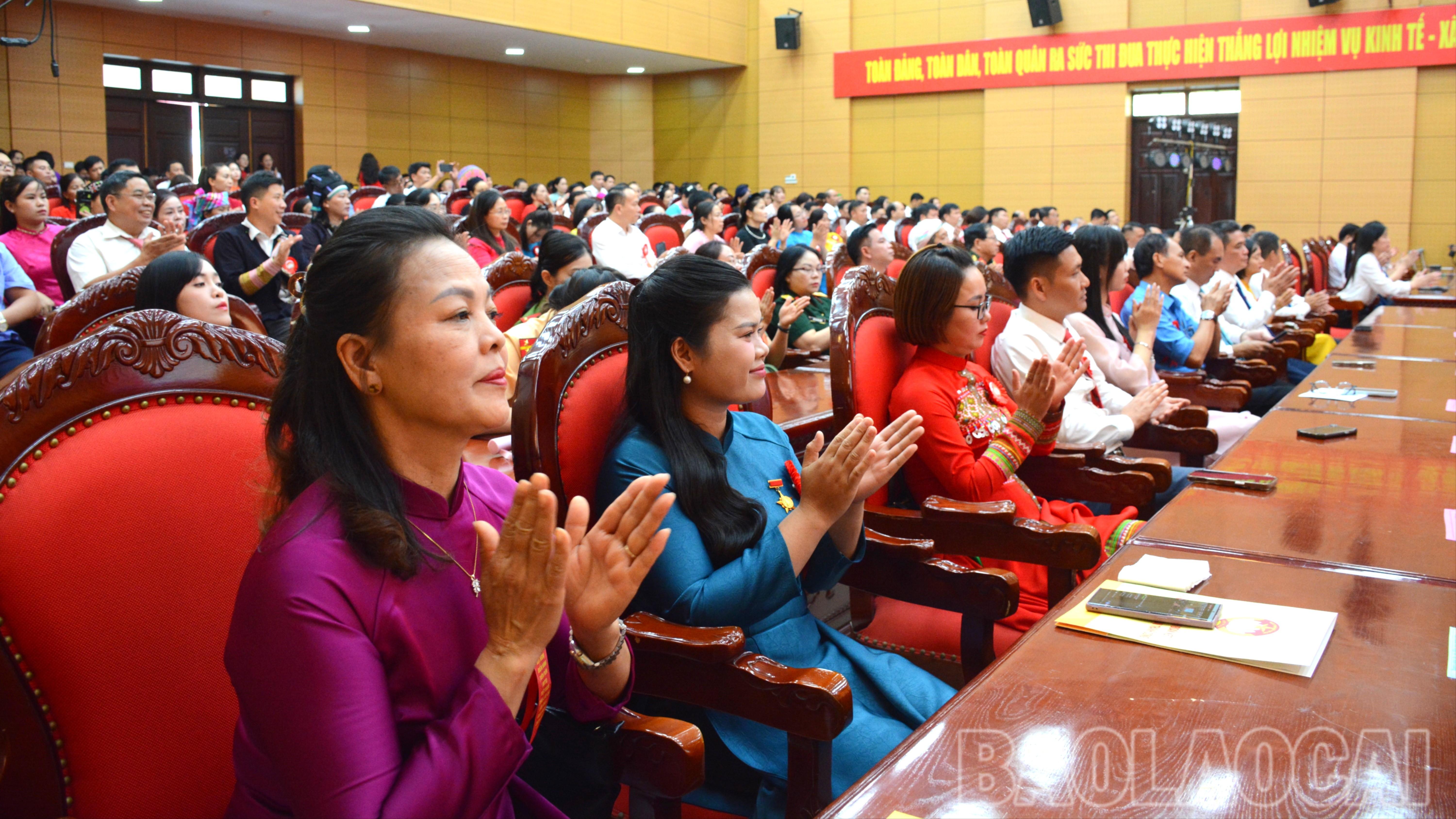 Các đại biểu tham dự hội nghị. Các đại biểu tham dự hội nghị.