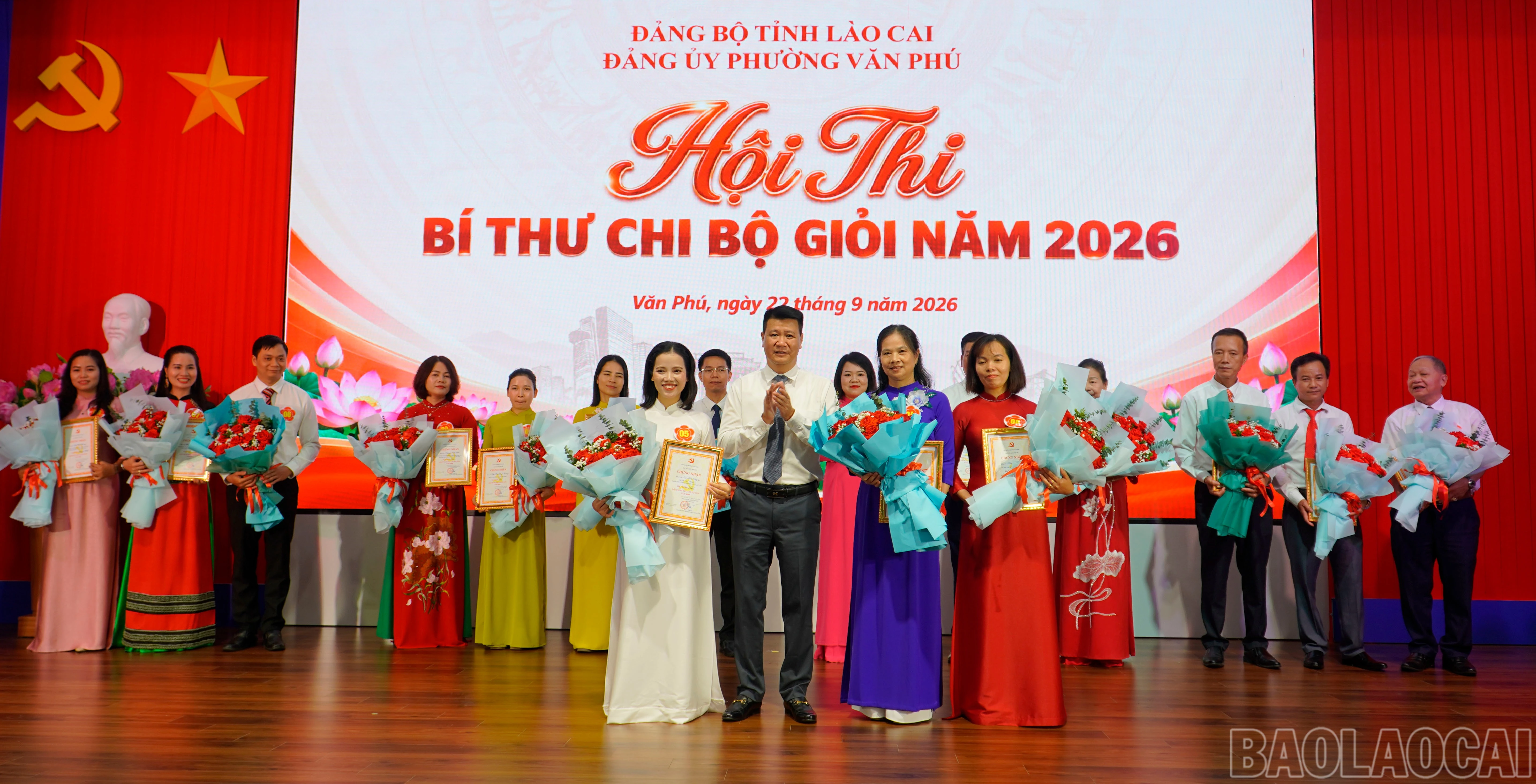 Các thí sinh có phần thi xuất sắc được trao giải chuyên đề.