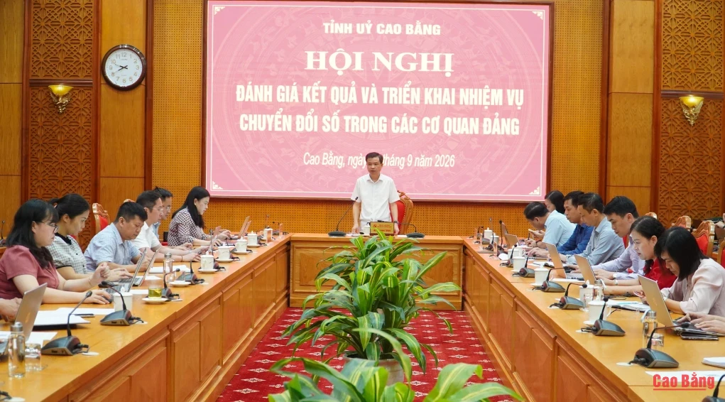 Các đại biểu dự hội nghị.