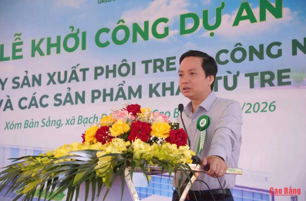 Chủ tịch UBND tỉnh Lê Hải Hòa phát biểu tại buổi lễ.