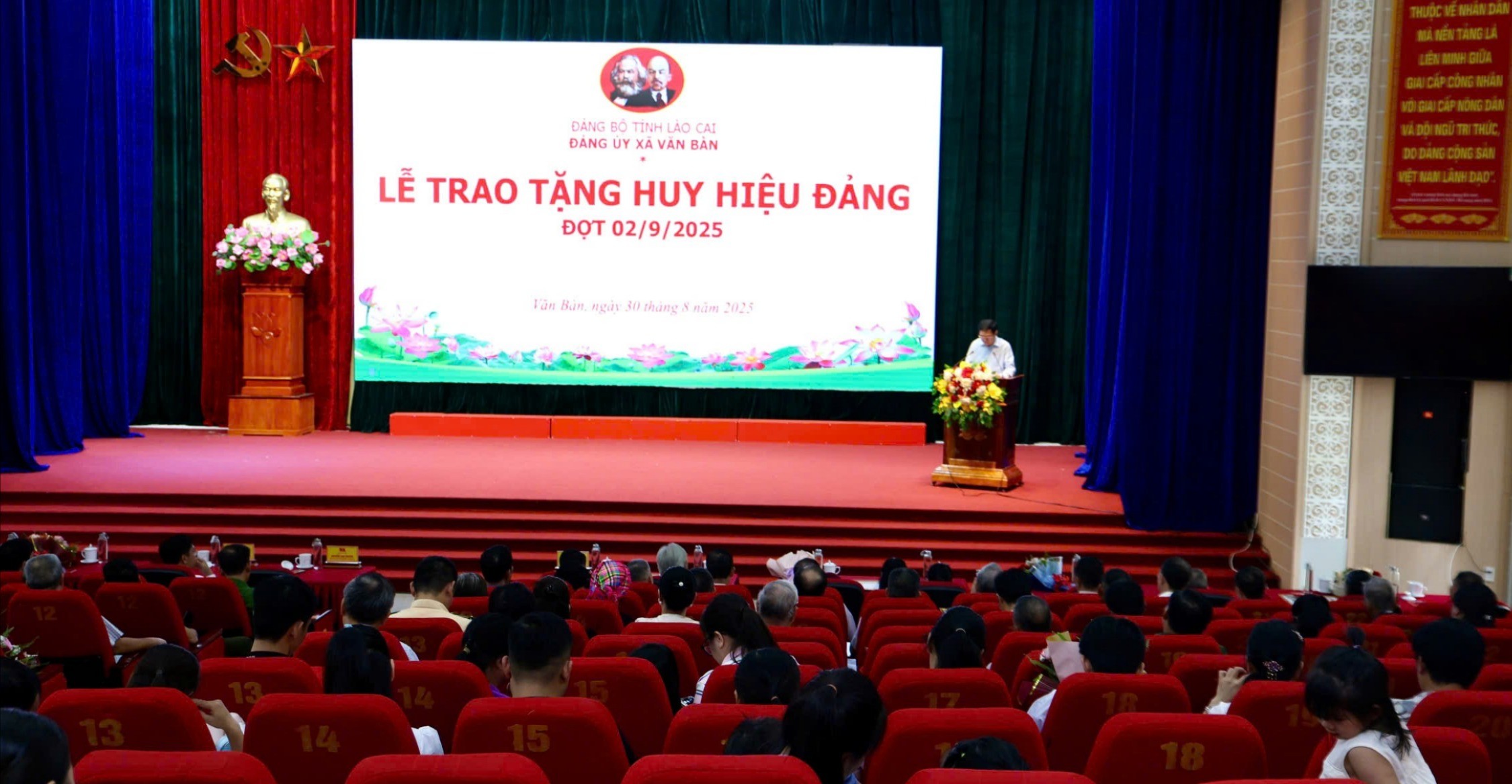 Quang cảnh buổi lễ hhd-665.jpg