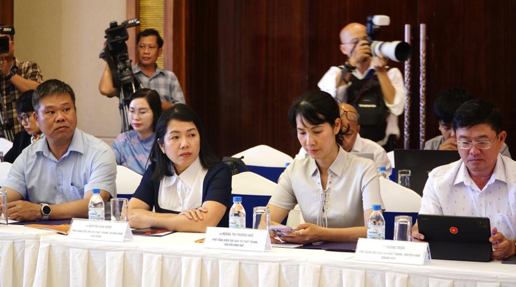 Lãnh đạo Báo và Phát thanh, Truyền hình Cao Bằng tham dự tại Hội thảo.