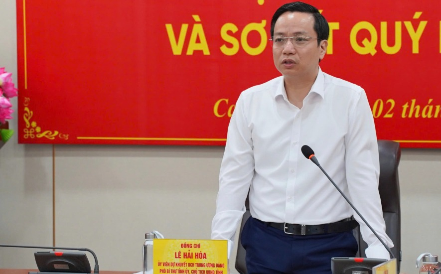 Chủ tịch UBND tỉnh Cao Bằng Lê Hải Hòa thường xuyên tổ chức các buổi gặp gỡ, làm việc và đối thoại trực tiếp với cộng đồng doanh nghiệp (như hội nghị đối thoại doanh nghiệp du lịch hồi tháng 5/2026) nhằm lắng nghe khó khăn, quyết liệt tháo gỡ điểm nghẽn và cải thiện môi trường đầu tư.
