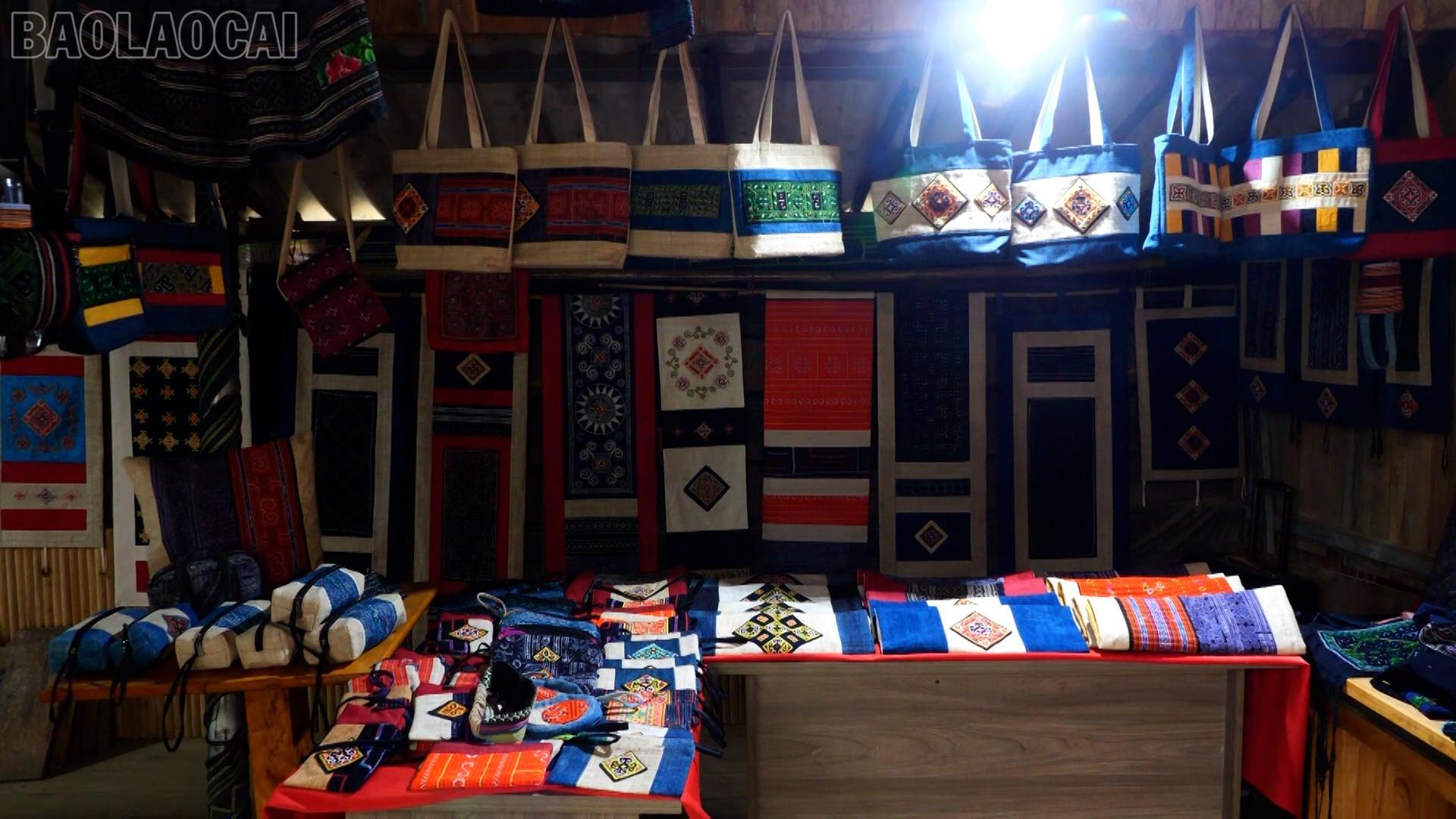 baolaocai-tl_phu-nu-2.jpg