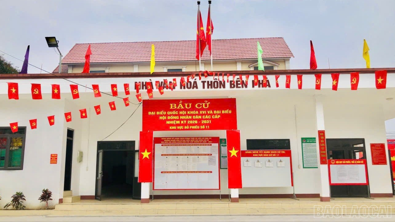 baolaocai-br_anh-2-khu-vuc-bo-phieu-so-11-thon-ben-pha-xa-gia-phu-5116.jpg