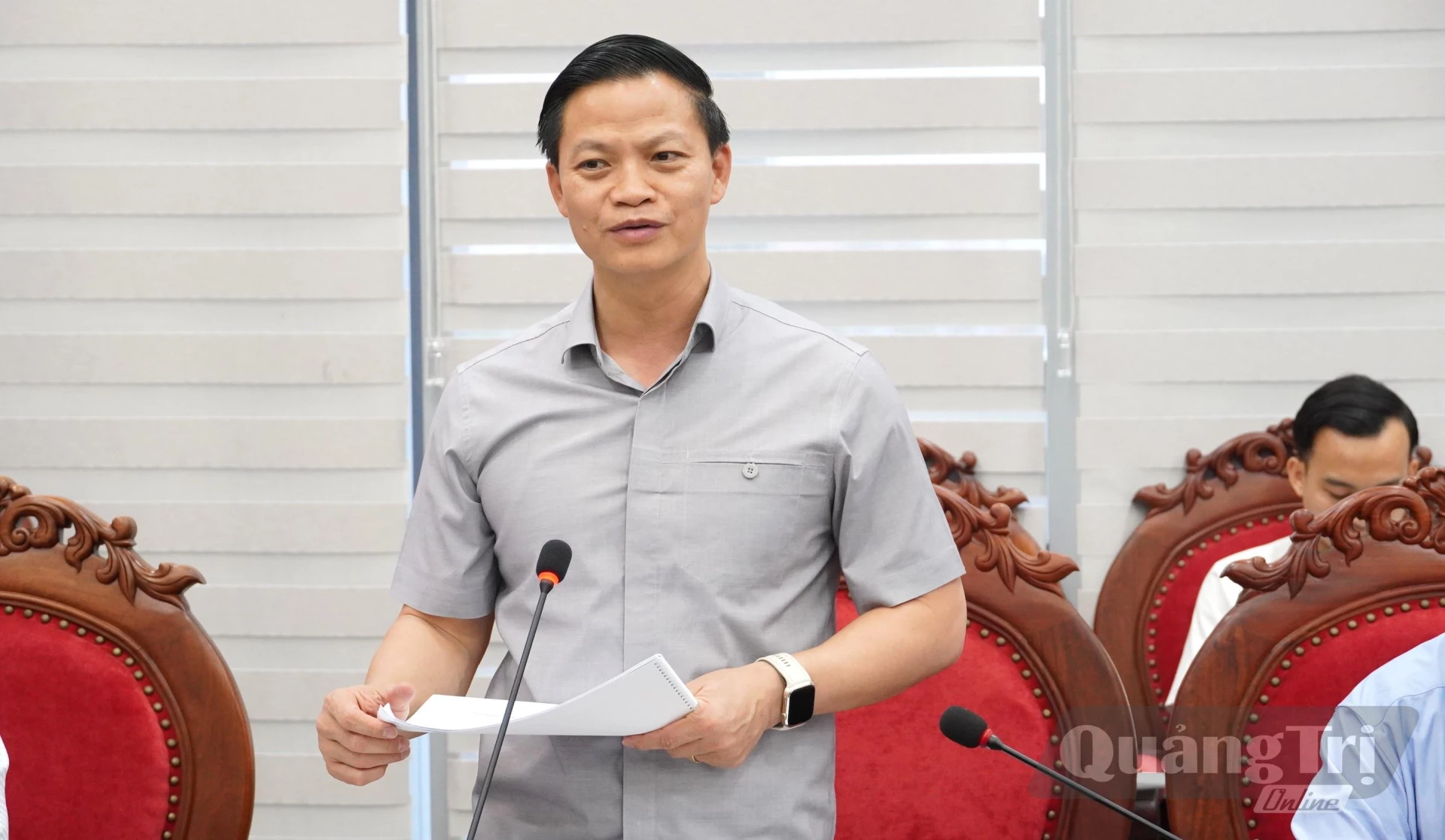 Đông chí Vương Quốc Tuấn, Bí thư Tỉnh ủy yêu cầu Chủ tịch UBND tỉnh phân công trách nhiệm cho lãnh đạo UBND tỉnh theo dõi tiến độ của các dự án - Ảnh: Q.V