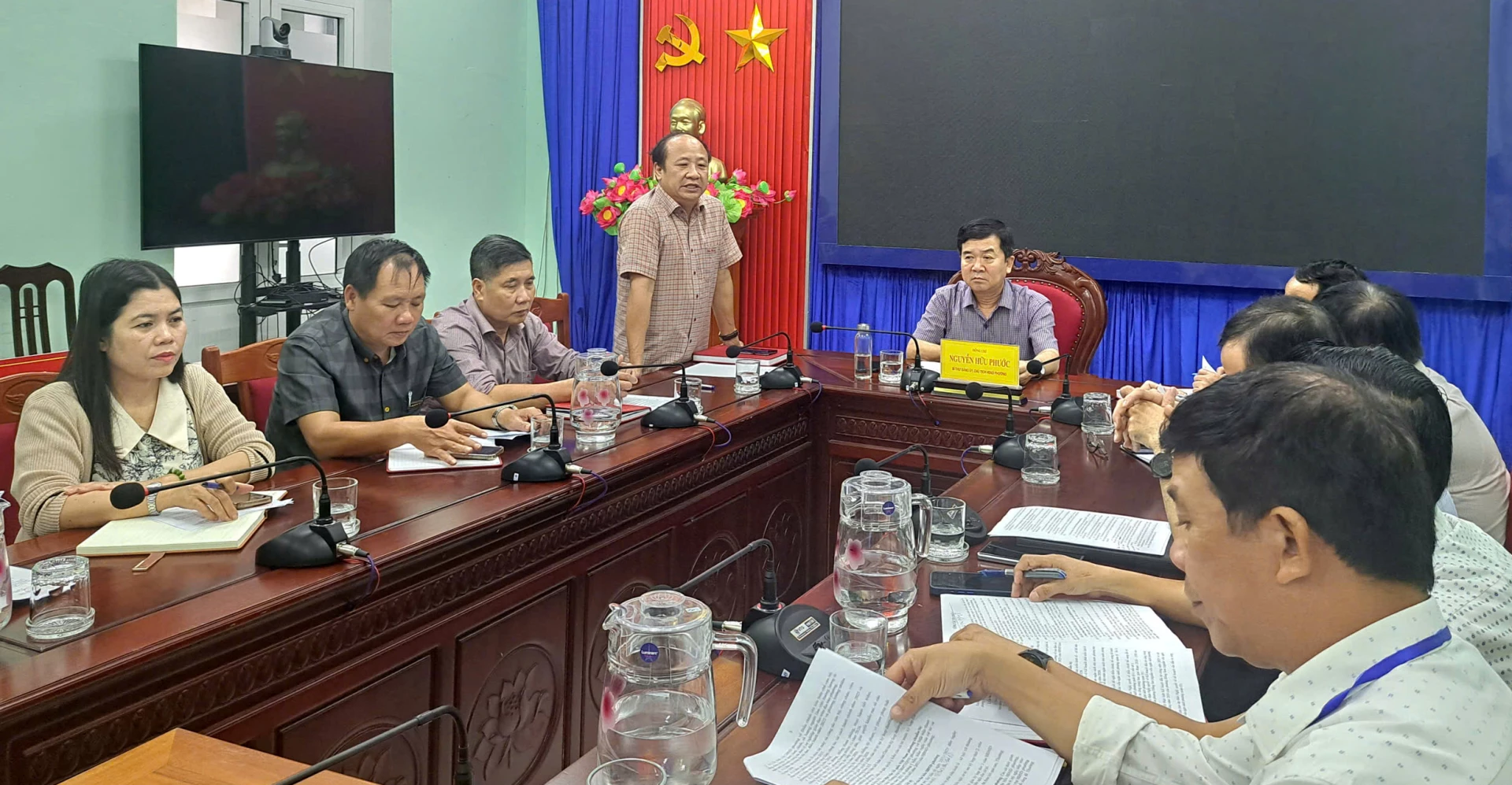 Chủ tịch UBND phường Đồng Sơn Đoàn Hồng Quân phát biểu ý kiến. Ảnh: H.Tr.