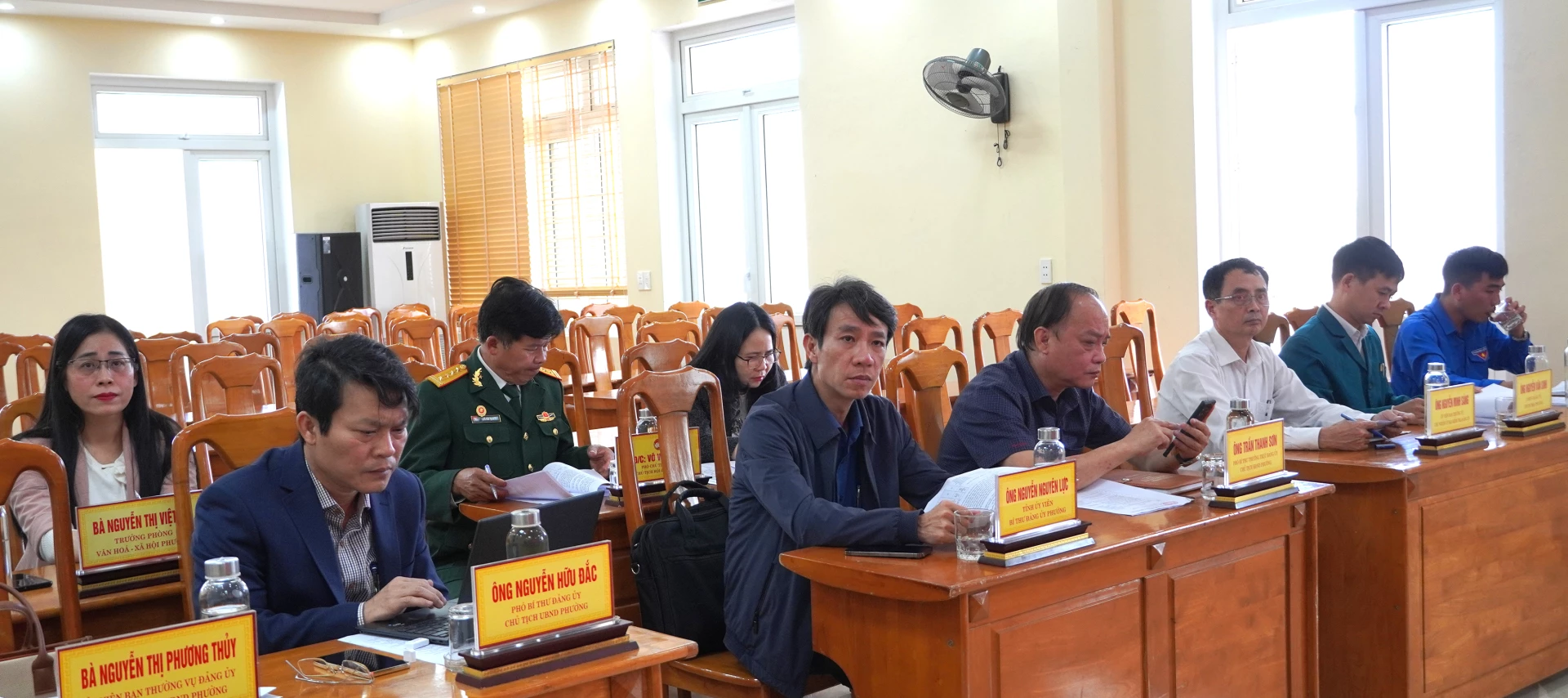 Các đại biểu tham dự. Ảnh: H.Tr.