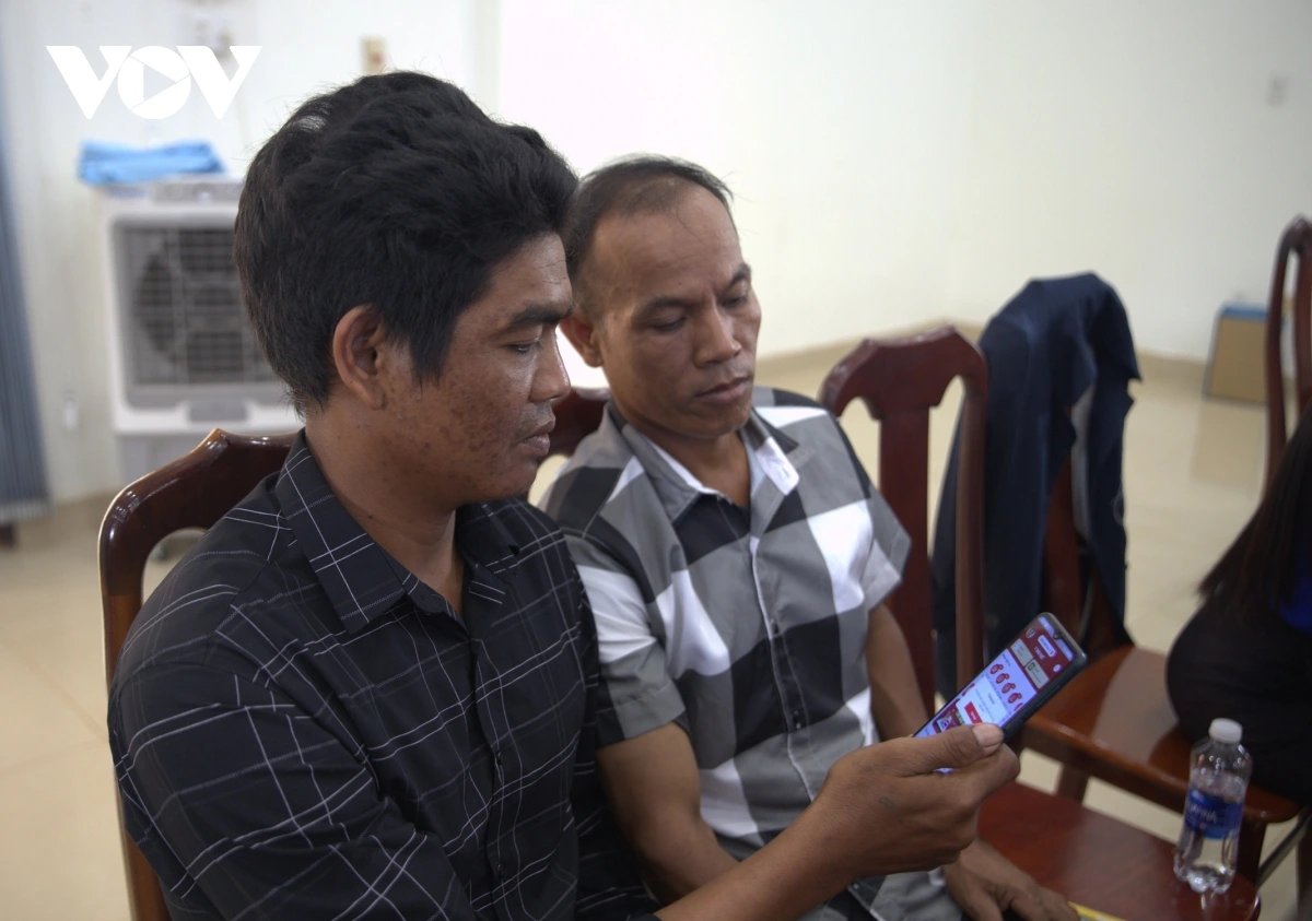 binh dan hoc vu so lap khoang trong hanh chinh so o cac buon lang hinh anh 2