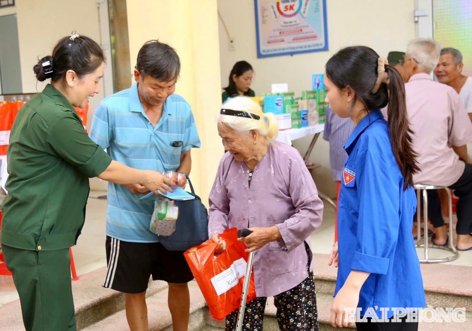 thanh-doan-cham-soc-nguoi-cao-tuoi.jpg