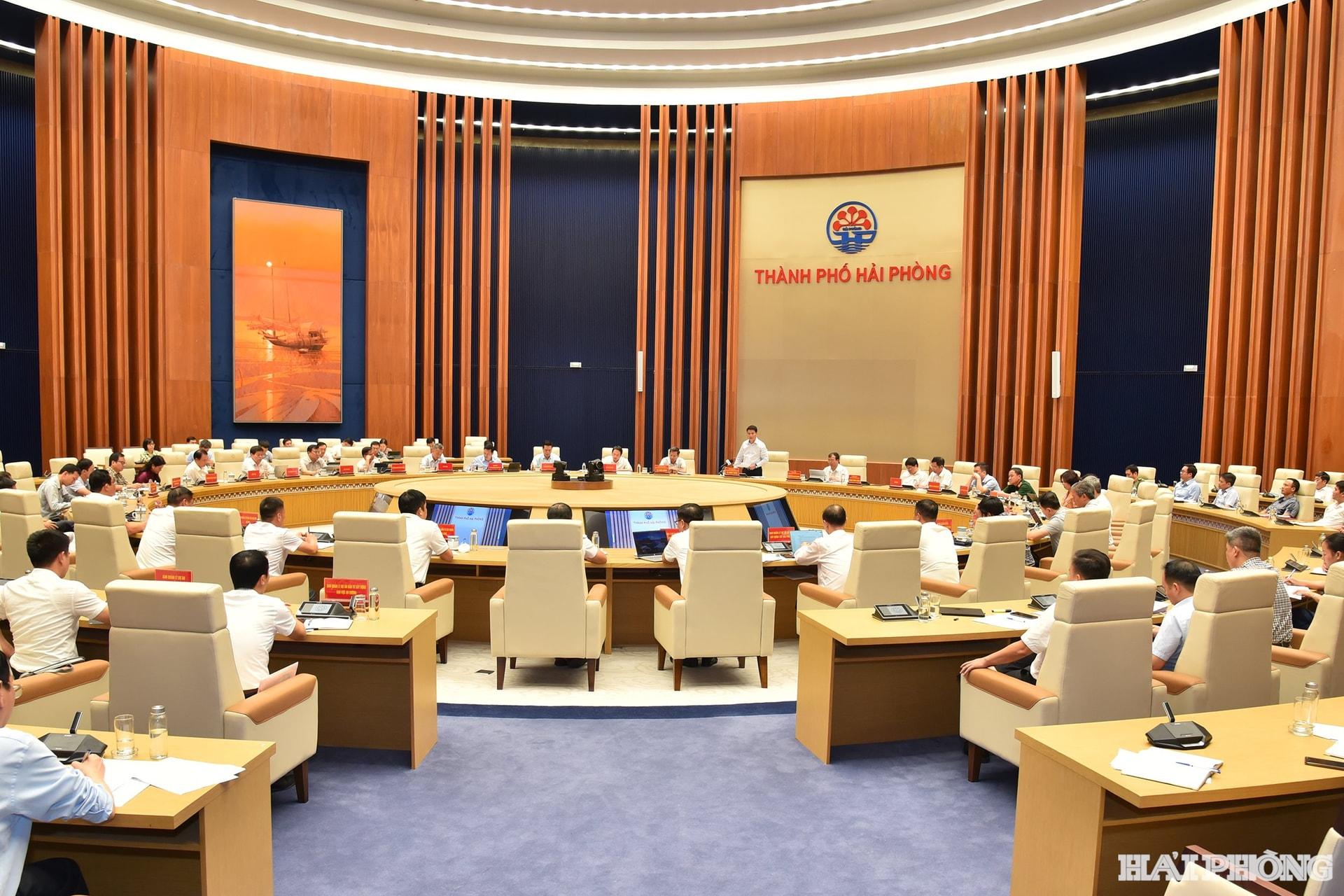 Quang cảnh cuộc họp. Ảnh: Trung Kiên