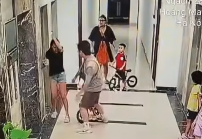 Hiện trường xảy ra sự việc. Ảnh: Cắt từ video