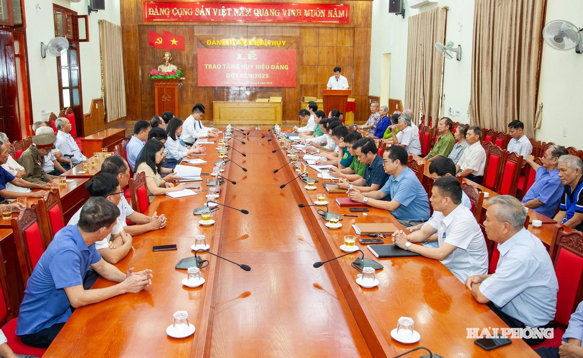 Quang cảnh buổi lễ