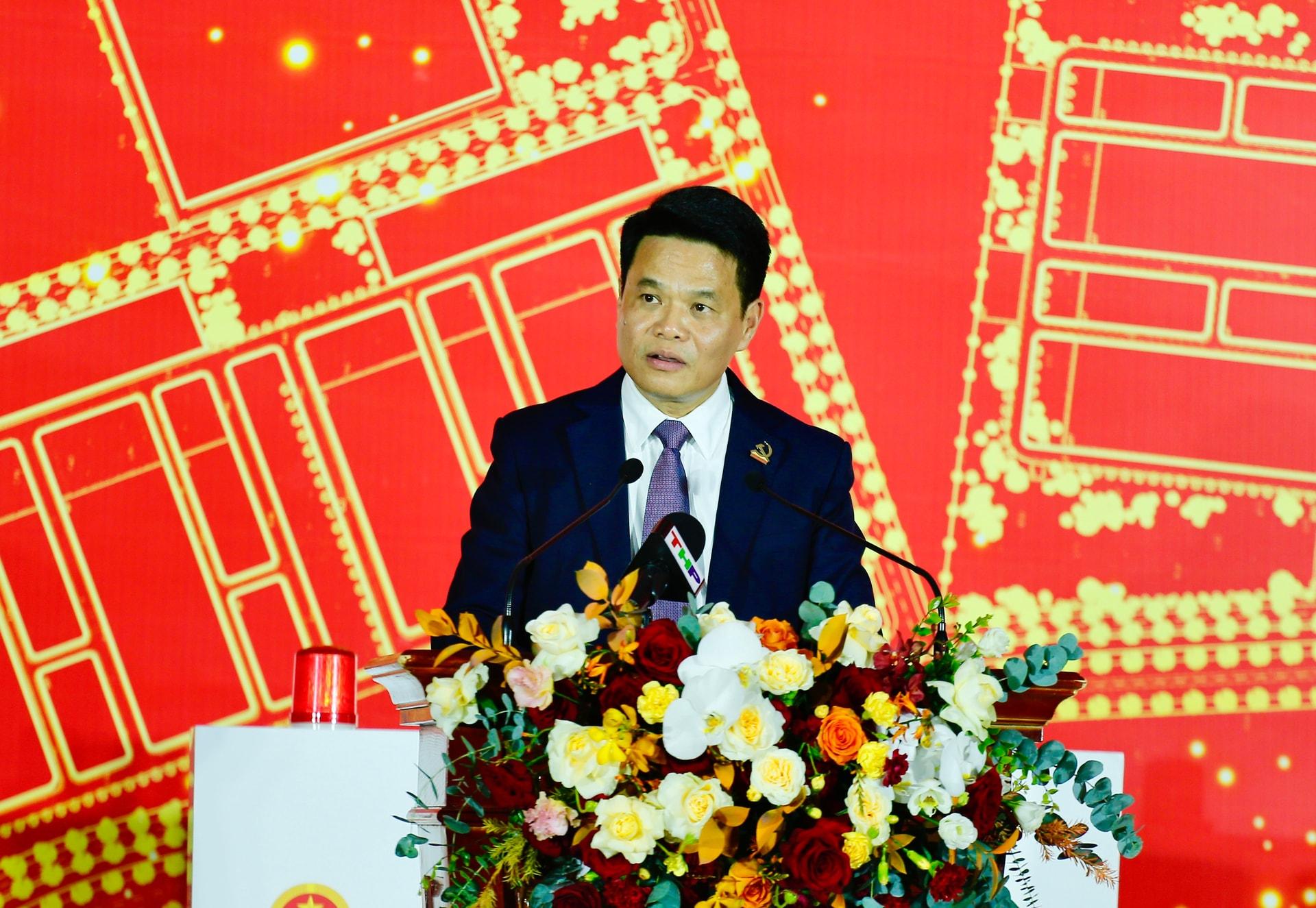 Đồng chí Lê Ngọc Châu, Chủ tịch UBND thành phố phát biểu tại lễ khởi công.