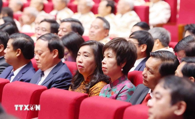 Các đại biểu tham dự buổi lễ. (Ảnh: Phạm Kiên/TTXVN) ttxvn-tong-bi-thu-to-lam-80-nam-cong-an-nhan-dan29.jpg