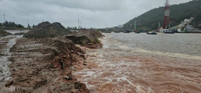 ad9614d1b27b3a25636a-175611911-1444-8026