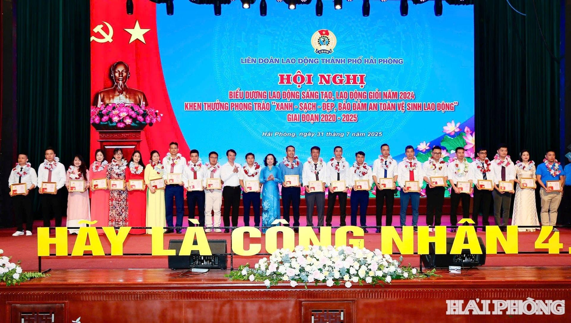 cong-nhan-02.jpg
