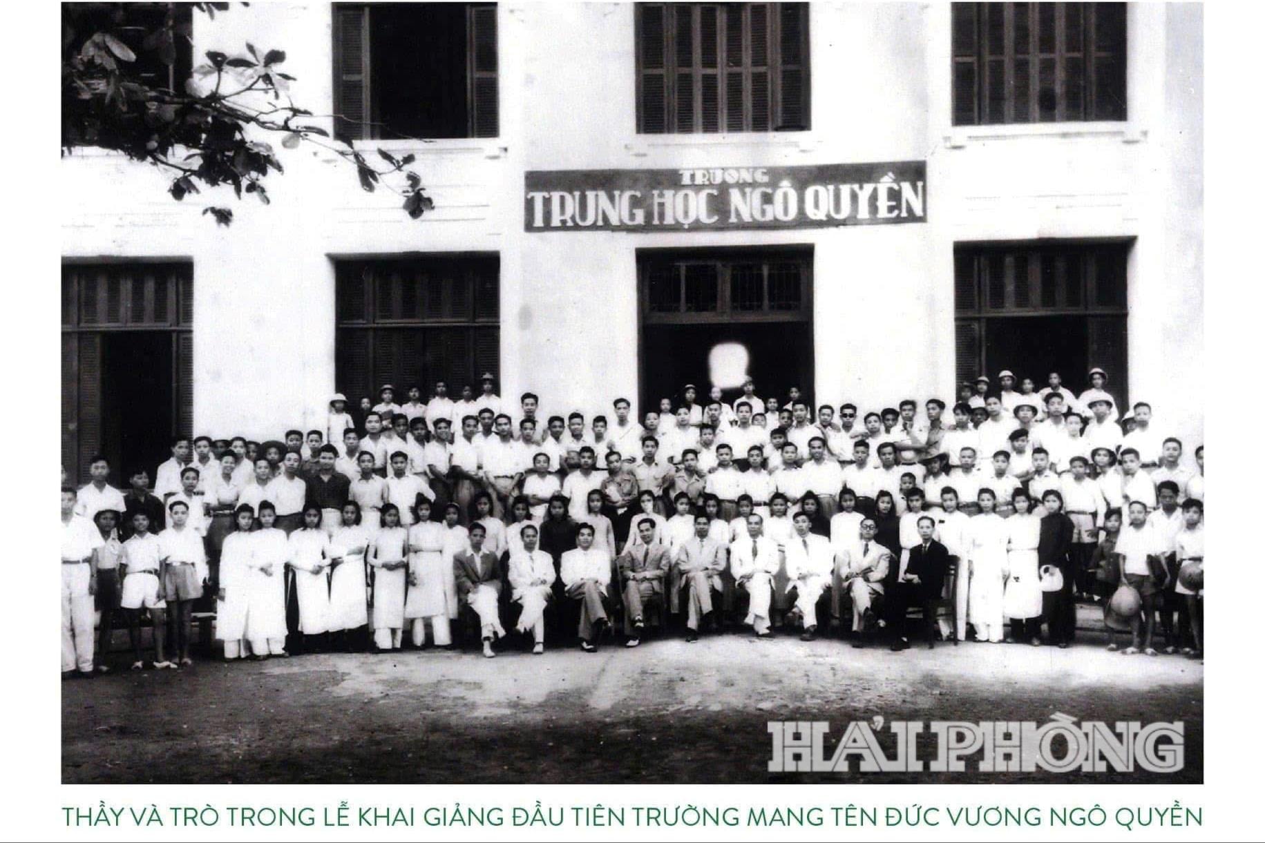 le-khai-giang-nam-hoc-1948-1949-truong-trung-hoc-ngo-quyen(1).jpg