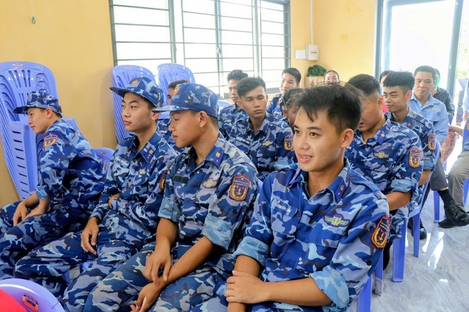 Các lực lượng tham gia chương trình