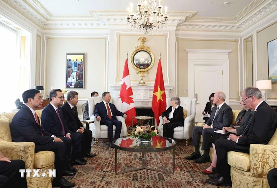 Tổng Bí thư, Chủ tịch nước Tô Lâm hội kiến với Toàn quyền Canada Louise Arbour. (Ảnh: Thống Nhất/TTXVN)