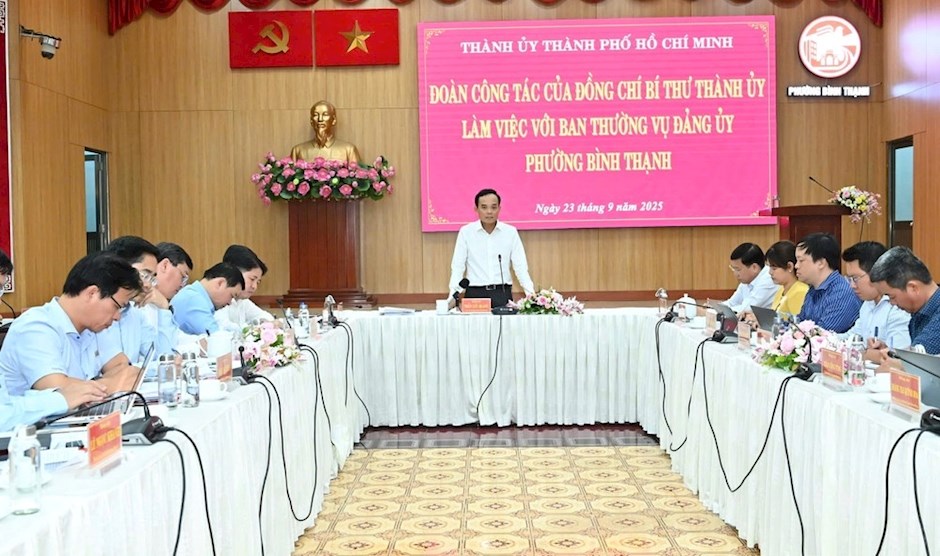 Bí thư Thành ủy TPHCM Trần Lưu Quang kết luận buổi làm việc. Ảnh: SGGP