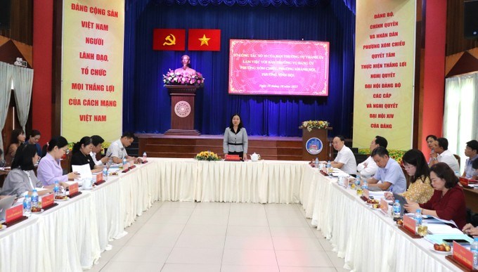 Tổ công tác số 15 làm việc với lãnh đạo 3 phường: Xóm Chiếu, Khánh Hội và Vĩnh Hội