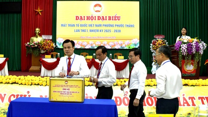 Ủy ban MTTQ phường Phước Thắng phát động quyên góp ủng hộ đồng bào bị lũ lụt