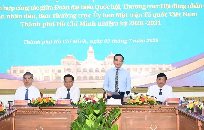 Bí thư Thành ủy TPHCM Trần Lưu Quang phát biểu chỉ đạo. Ảnh: VIỆT DŨNG