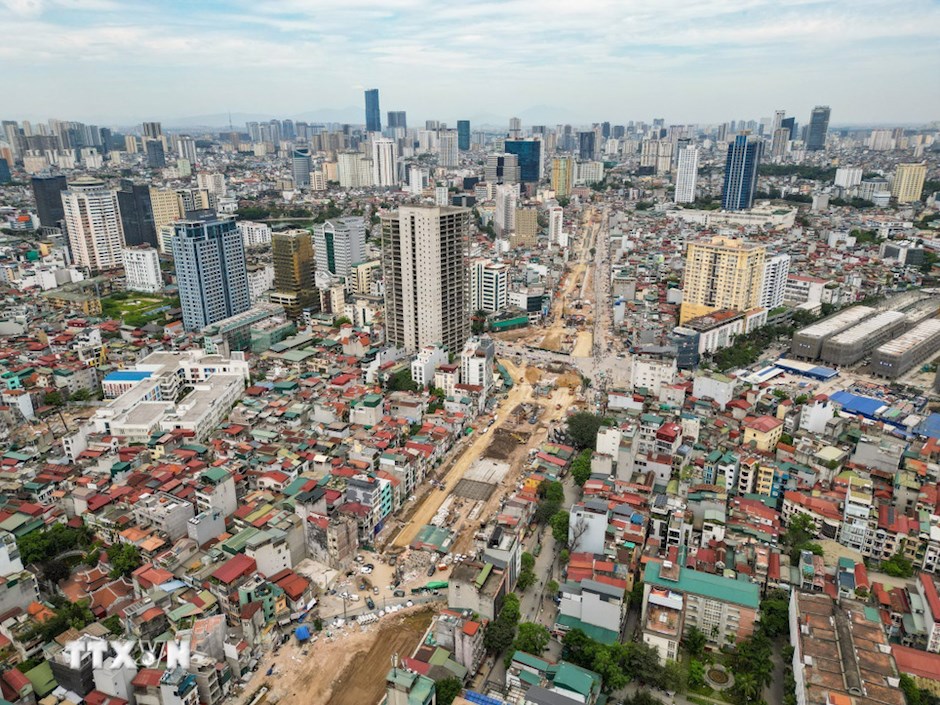 Giải phóng mặt bằng Dự án Vành đai 1 đoạn Hoàng Cầu-Voi Phục (Hà Nội). (Ảnh: Lê Đông/TTXVN)