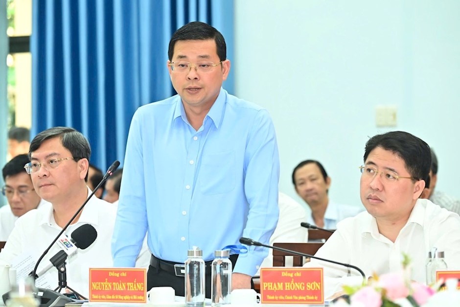 Giám đốc Sở Nông nghiệp và Môi trường Nguyễn Toàn Thắng phát biểu. Ảnh: SGGP