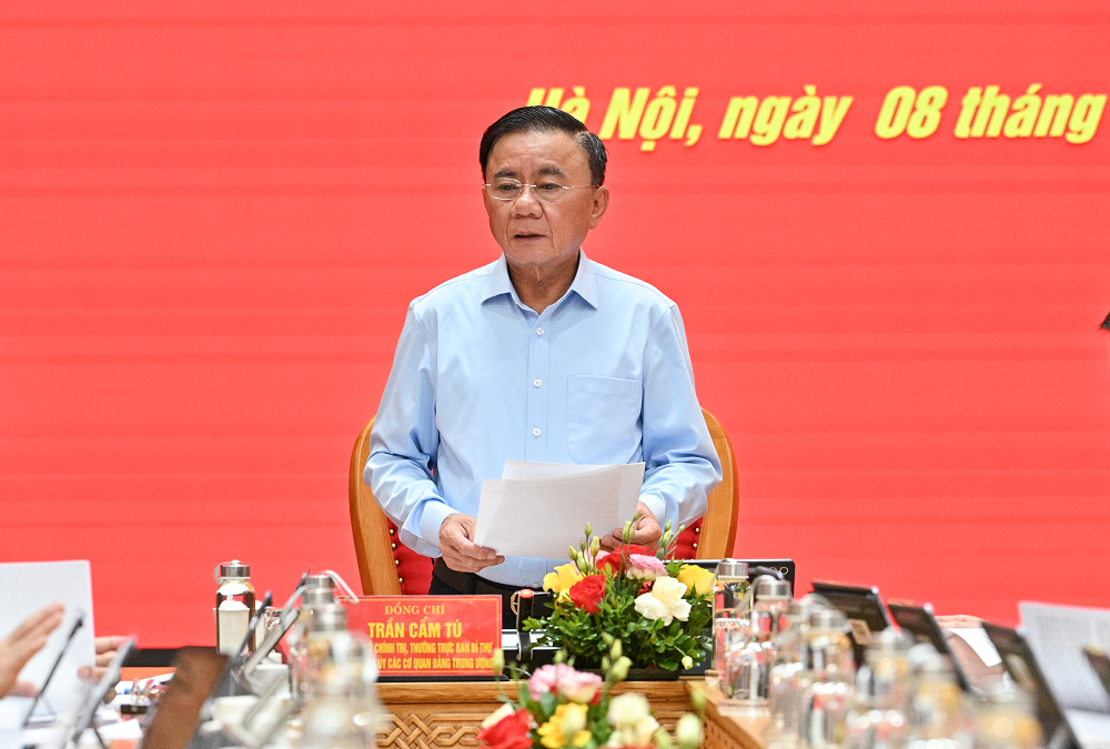 dong-chi-tran-cam-tu-phat-bieu.png