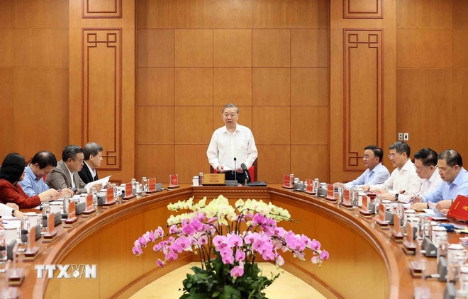 ttxvn-tong-bi-thu-to-lam-chu-tri-cuoc-hop-thuong-truc-ban-chi-dao-trung-uong-ve-phong-chong-tham-nhung-lang-phi-tieu-cuc-6-resize.jpg
