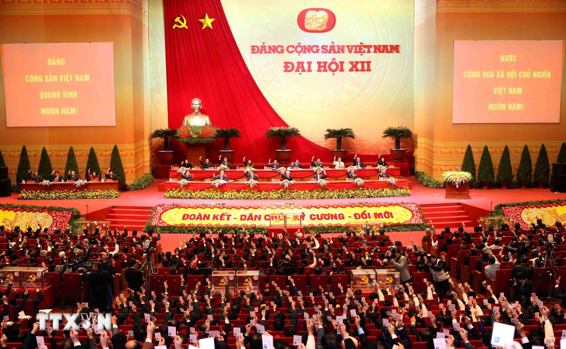 dai-hoi-xii-2.jpg