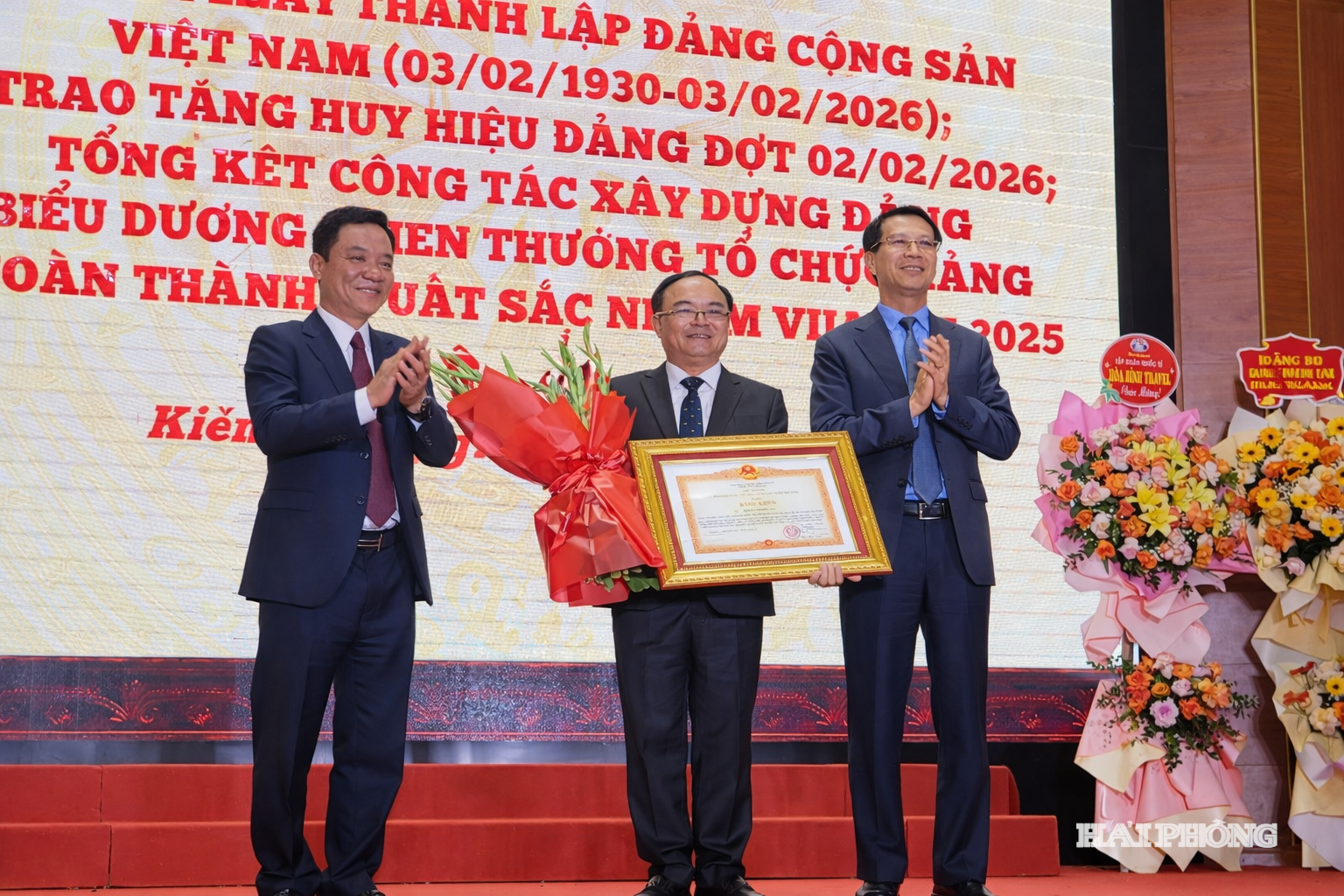 thu-tuong.png
