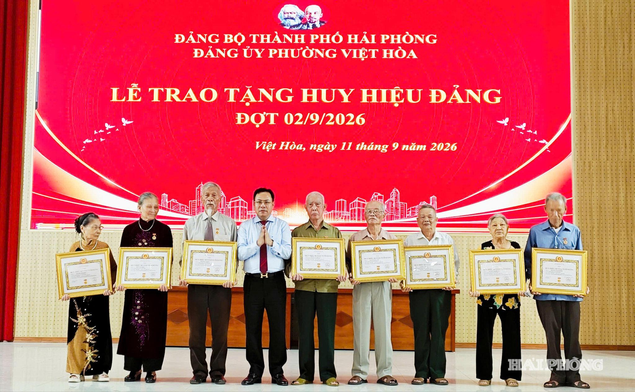 phuong-Viet-Hoa 2