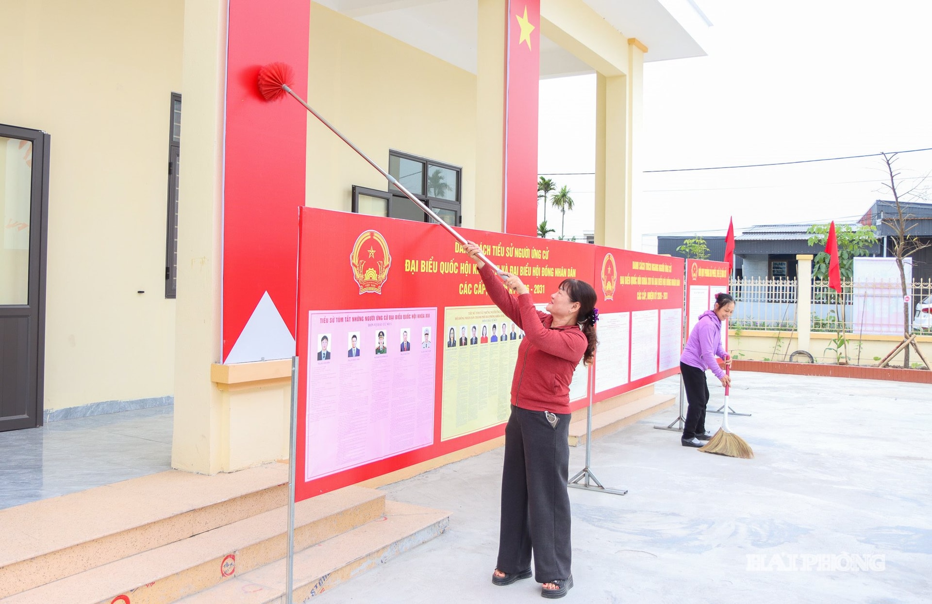 bau-cu-kien-hai-6.jpg