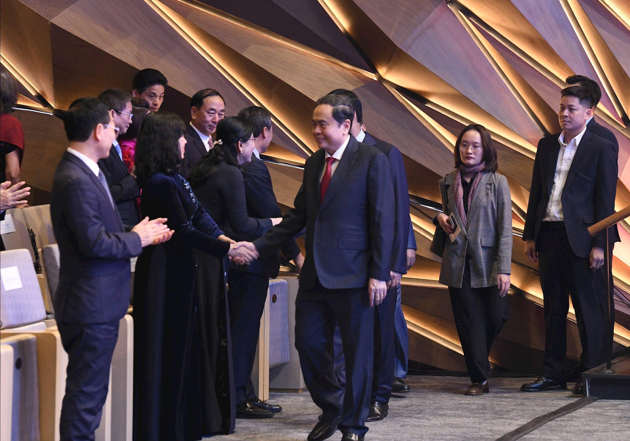 CTQH dự Lễ trao giải Vin future6