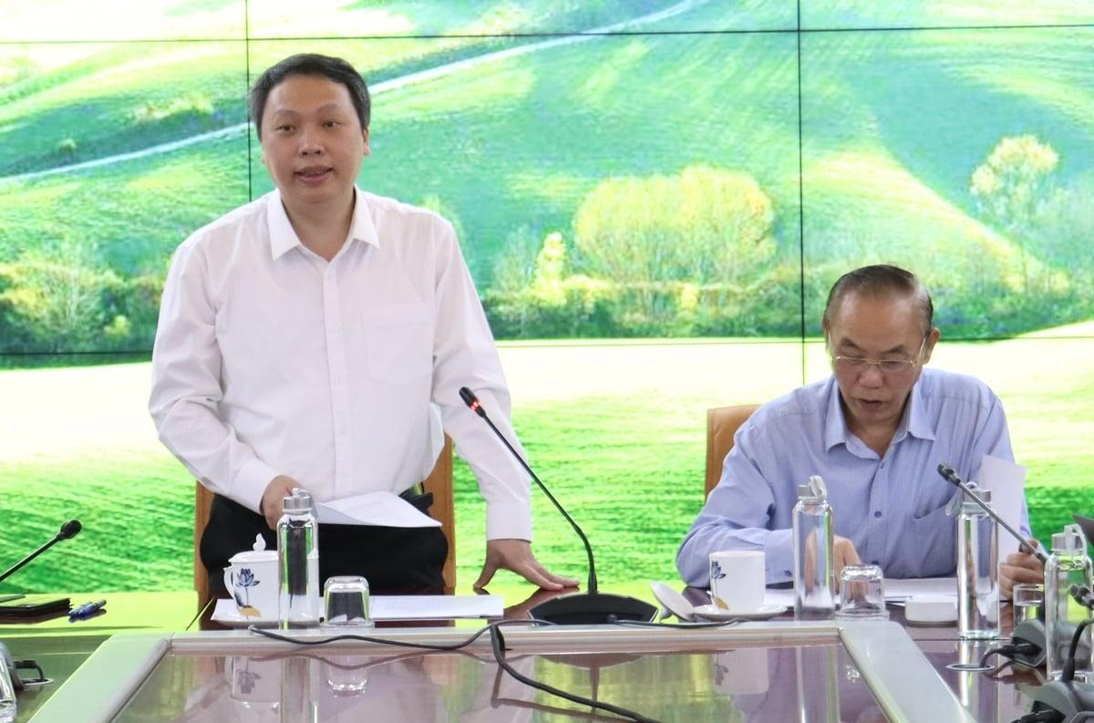 Đồng chí Nguyễn Huy Dũng - Ủy viên chuyên trách Ban chỉ đạo Trung ương, Tổ trưởng Tổ công tác phát biểu tại buổi làm việc. Ảnh: Nguyễn Thủy. Đồng chí Nguyễn Huy Dũng - Ủy viên chuyên trách Ban chỉ đạo Trung ương, Tổ trưởng Tổ công tác phát biểu tại buổi làm việc. Ảnh: Nguyễn Thủy.