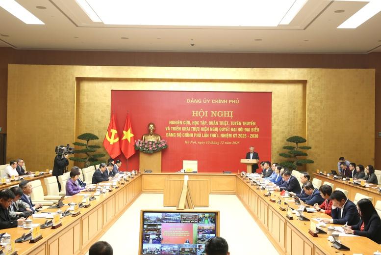 Quán triệt, triển khai thực hiện Nghị quyết Đại hội đại biểu Đảng bộ Chính phủ lần thứ I- Ảnh 2. Quán triệt, triển khai thực hiện Nghị quyết Đại hội đại biểu Đảng bộ Chính phủ lần thứ I- Ảnh 2.