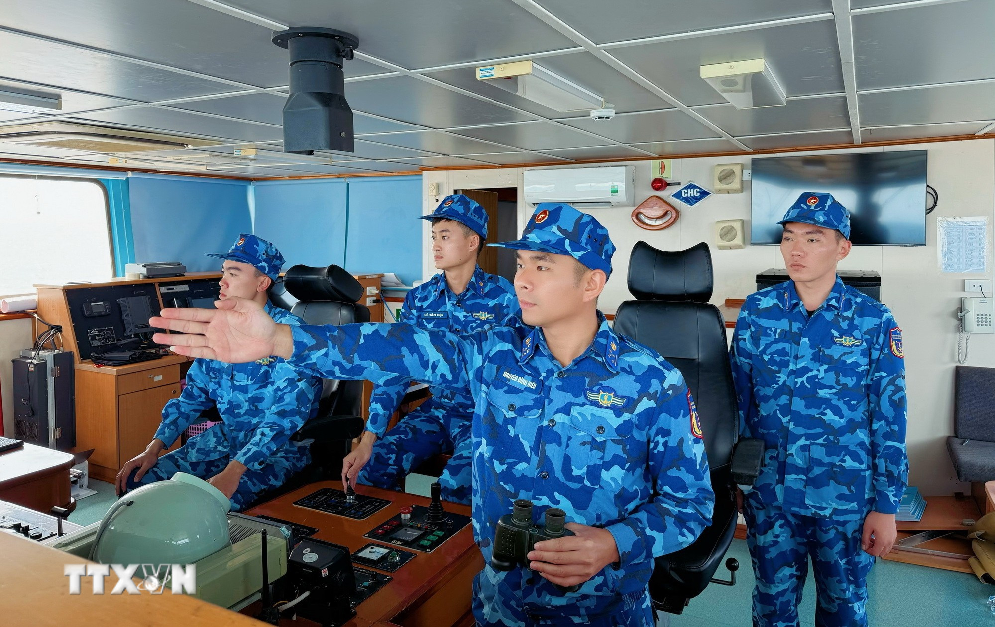 ttxvn-canh-sat-bien.jpg