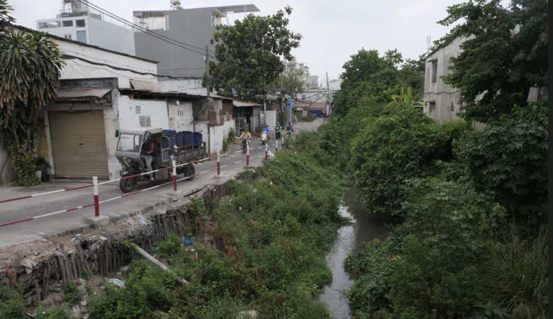 TP.HCM chuẩn bị đầu tư loạt dự án chỉnh trang kênh rạch, tổng vốn hơn 15.000 tỷ đồng - Ảnh 5.