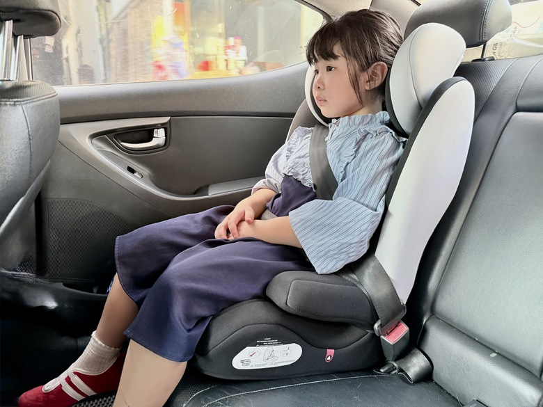 Cục Đăng kiểm đề xuất gỡ vướng mắc chứng nhận hợp quy ghế an toàn cho trẻ em trên ô tô - Ảnh 1.