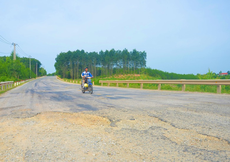 Quảng Trị đầu tư 600 tỷ đồng nâng cấp đường Xuyên Á dài gần 25km- Ảnh 1.
